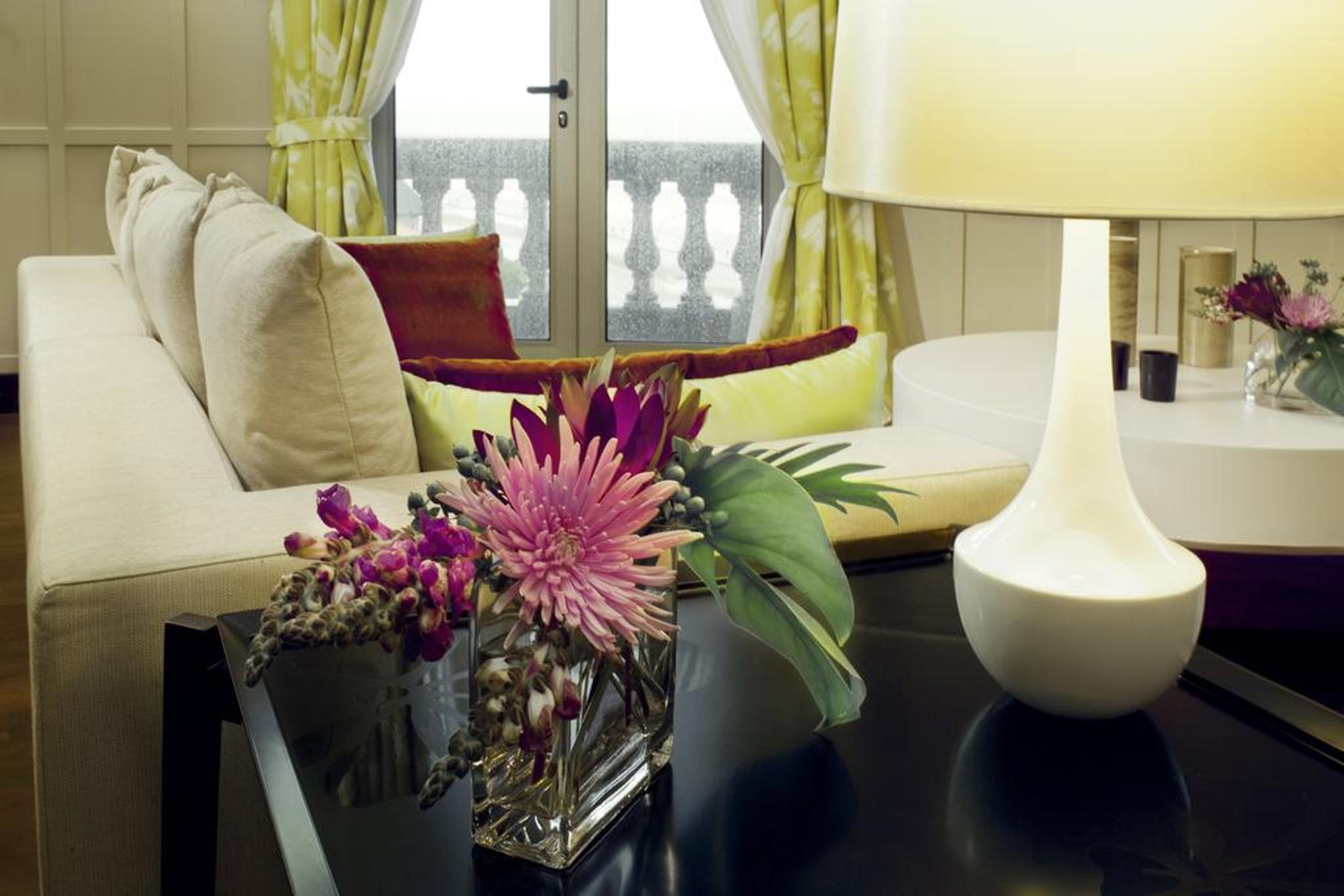 Sofitel Montevideo Casino Carrasco & Spa Экстерьер фото A room at the Mandarin Oriental, Munich