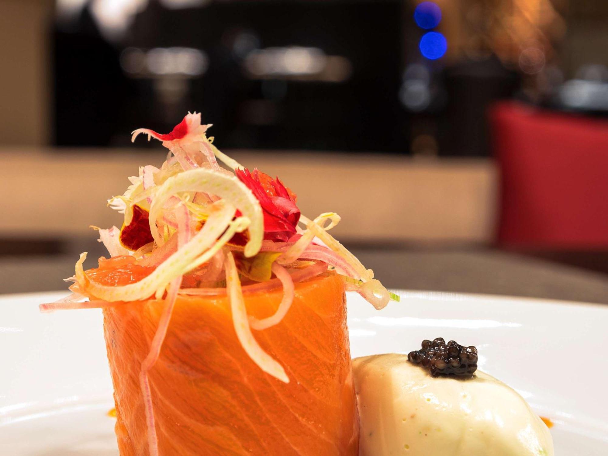 Sofitel Montevideo Casino Carrasco & Spa Экстерьер фото Salmon and caviar